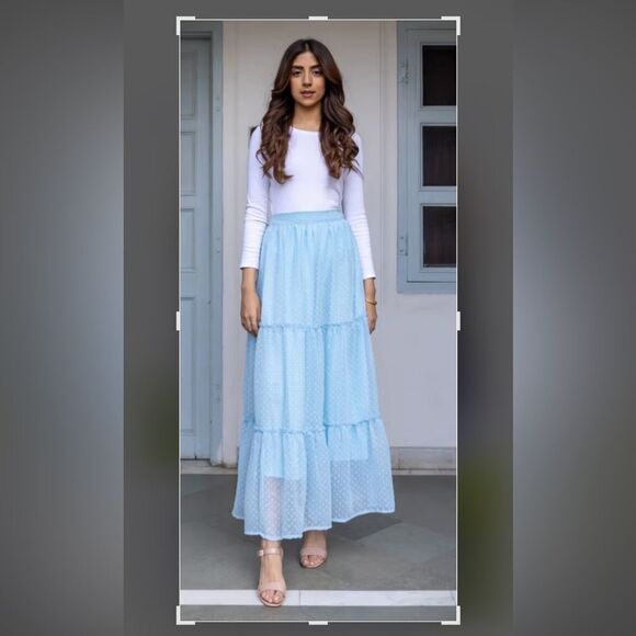 Size XL Swiss Dot Pattern Peasant skirt with four tiers.  NWOT pastel blue - Picture 5 of 11